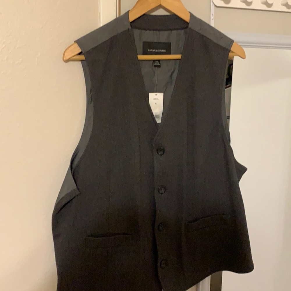New* Banana Republic Vest